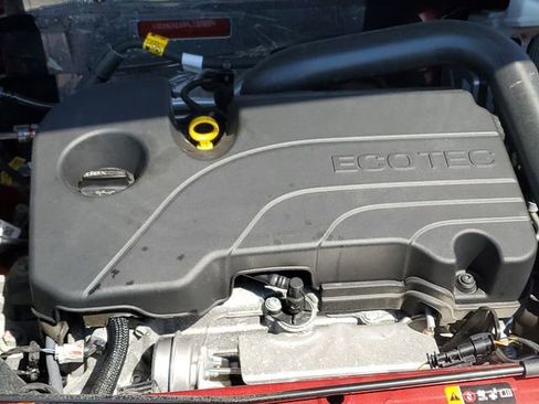 Certified 2024 Chevrolet Equinox LT w/ LPO, Floor Liner Package FWD image 28