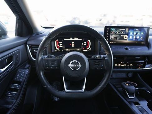 Certified 2024 Nissan Rogue SL w/ SL Premium Package image 28