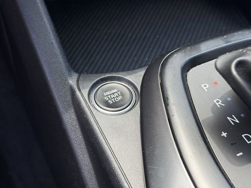 Used 2025 Kia K4 FWD image 25
