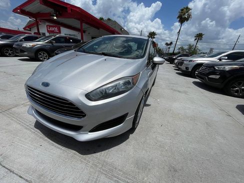 Used 2019 Ford Fiesta SE FWD image 15