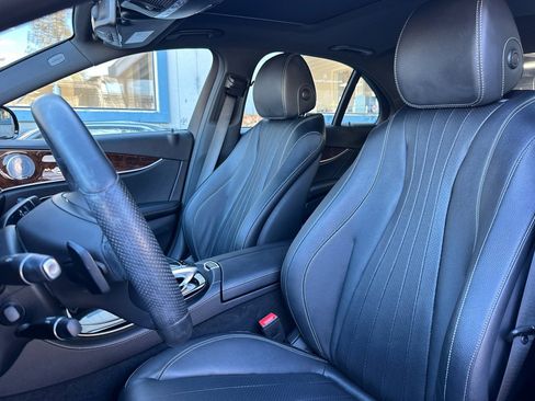 Used 2017 Mercedes-Benz E 300 image 5