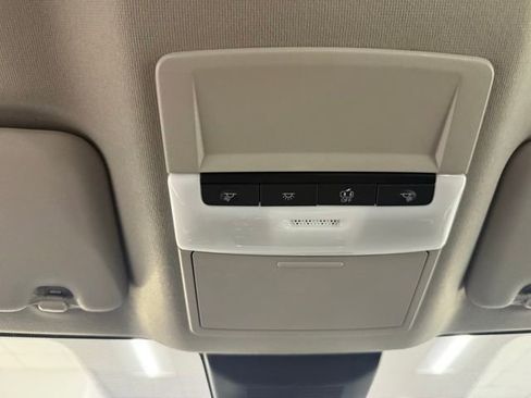 New 2025 Nissan Sentra SV w/ Trunk Package image 16