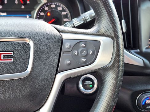 Used 2022 GMC Terrain SLE w/ Driver Convenience Package image 32