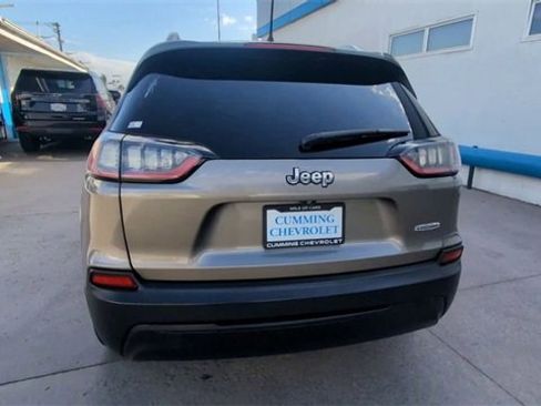Used 2019 Jeep Cherokee Latitude w/ Popular Appearance Group image 7