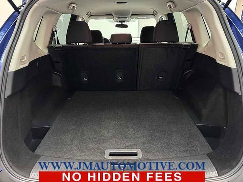 Used 2023 Nissan Rogue SV image 16