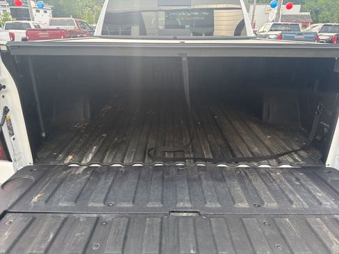Used 2025 GMC Sierra 1500 AT4 w/ AT4 Premium Package AWD/4WD image 24