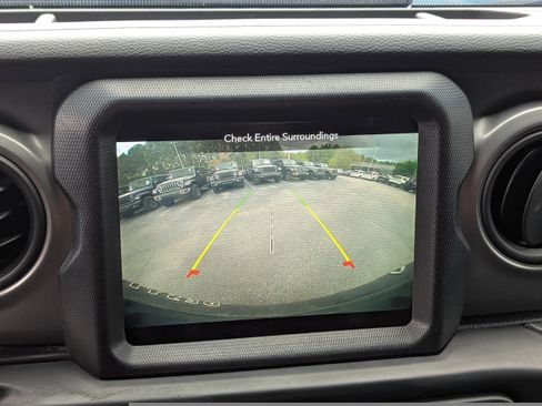 Used 2021 Jeep Wrangler Unlimited Sport AWD/4WD image 22