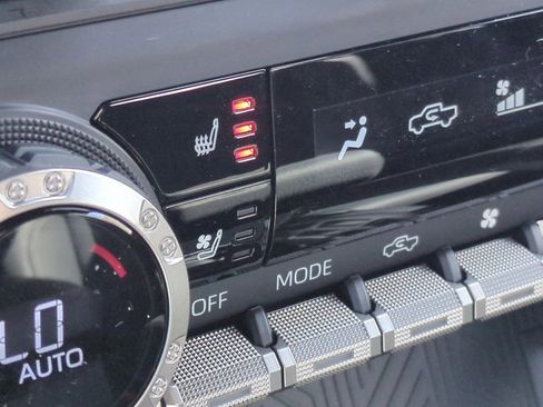 New 2026 Toyota Tacoma TRD Sport AWD/4WD image 37