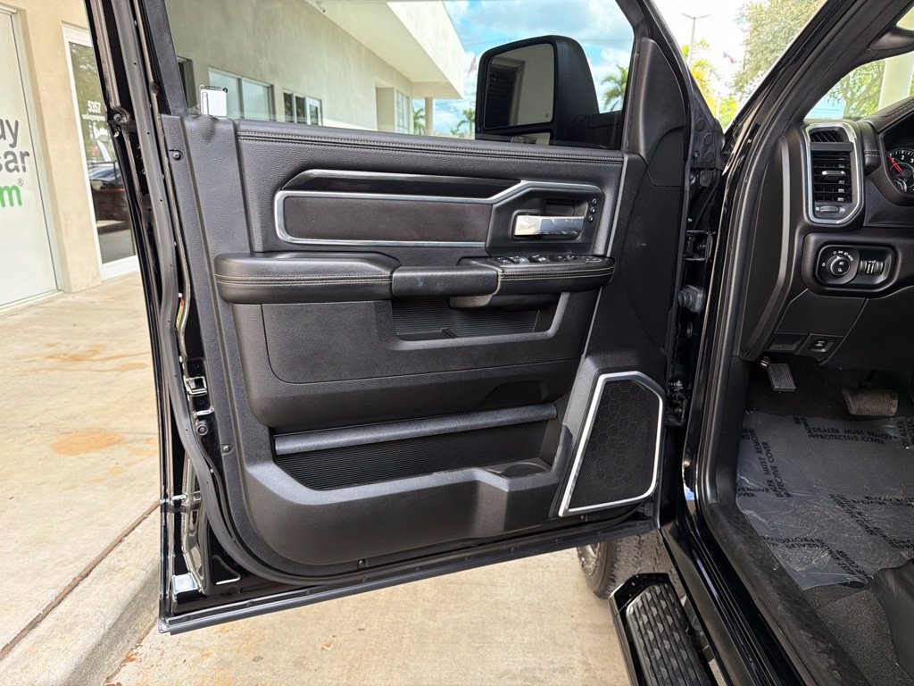 Used 2023 RAM 2500 Laramie w/ Night Edition AWD/4WD image 41
