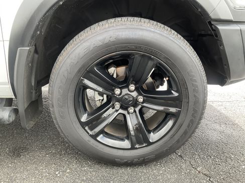 Used 2024 RAM 1500 Warlock AWD/4WD image 12