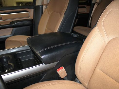 Used 2019 RAM 1500 Big Horn image 21