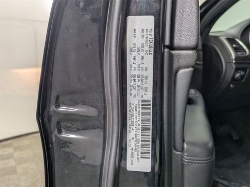 Certified 2018 Jeep Grand Cherokee Limited image 36