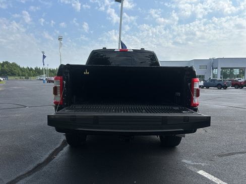 Used 2022 Ford F150 Lariat w/ Equipment Group 502A High AWD/4WD image 22