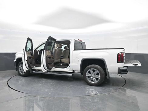 Used 2018 GMC Sierra 1500 SLT image 48