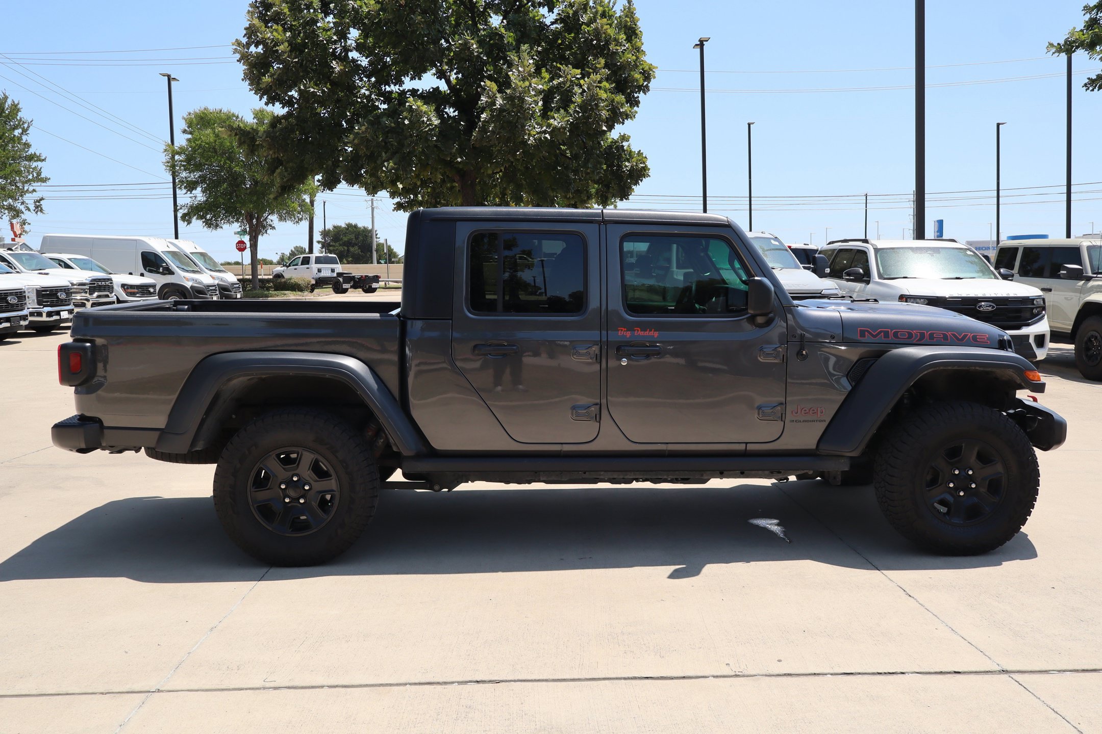 Used 2023 Jeep Gladiator Mojave w/ Trailer Tow Package AWD/4WD image 4