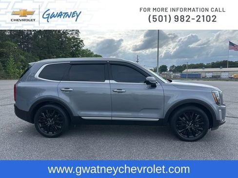 Used 2020 Kia Telluride SX w/ Towing Package FWD image 4
