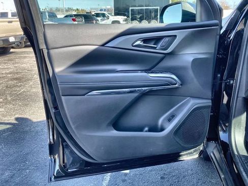 Certified 2026 Chevrolet Traverse LT w/ Driver Confidence Package image 14