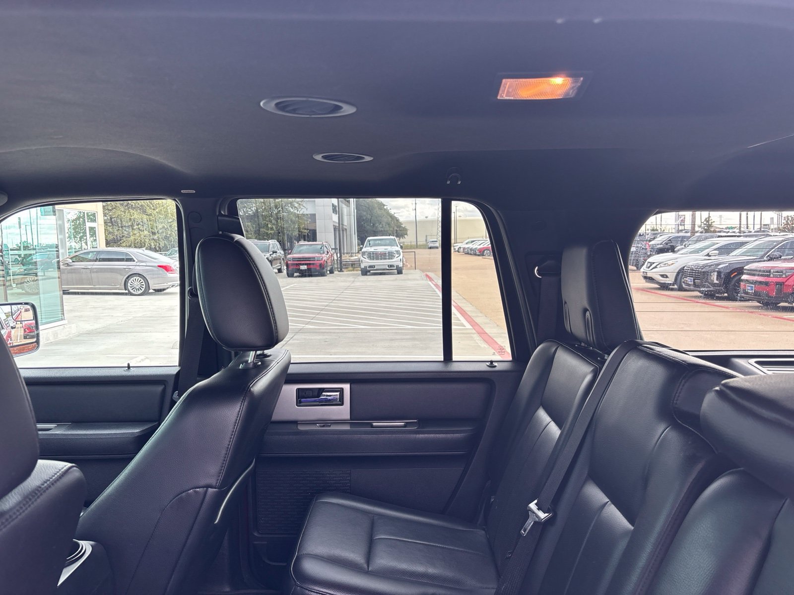 Used 2016 Ford Expedition EL XLT w/ Equipment Group 202A AWD/4WD image 12