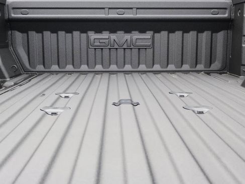 New 2026 GMC Sierra 2500 SLT w/ SLT Premium Package image 33