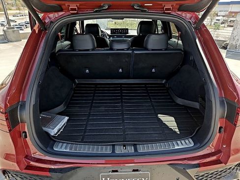 Used 2022 Genesis GV70 3.5T Sport w/ Sport Prestige Package image 31