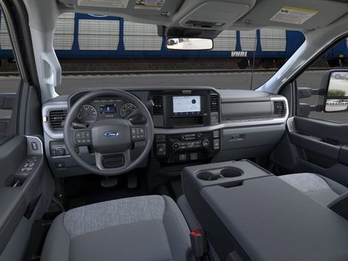 New 2026 Ford F250 XLT w/ 360-Degree Camera Package AWD/4WD image 9