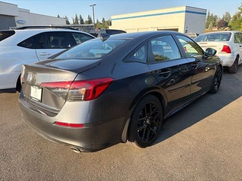 Used 2024 Honda Civic Sport image 3