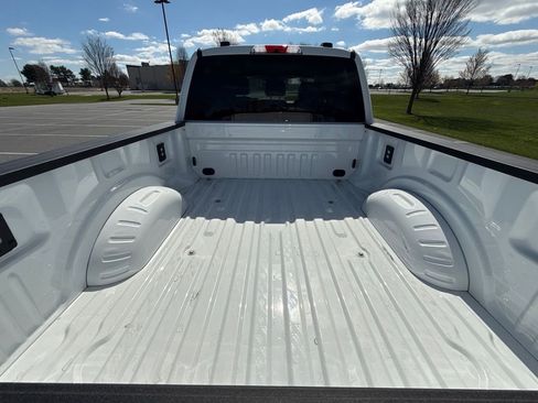 Used 2025 Ford F350 Lariat w/ Camper Package image 11