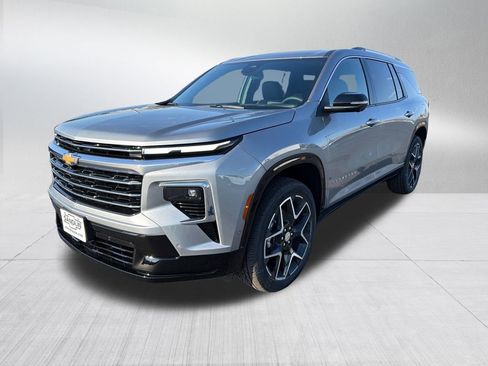 New 2026 Chevrolet Traverse High Country w/ LPO, Floor Liner Package image 4