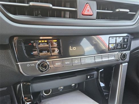 New 2026 Kia Seltos SX image 19