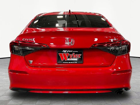 Used 2022 Honda Civic Sport image 5