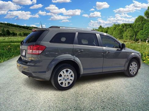 Used 2020 Dodge Journey SE w/ SE Popular Equipment Group FWD image 6
