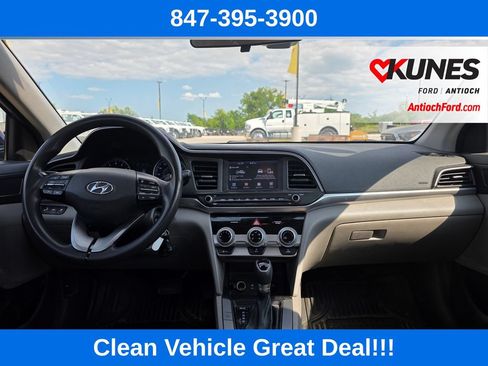 Used 2019 Hyundai Elantra SEL FWD image 14