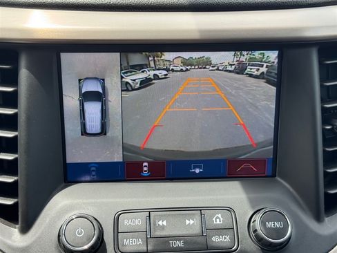 Used 2017 GMC Acadia Denali w/ Technology Package FWD image 16