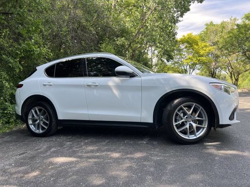 Used 2018 Alfa Romeo Stelvio Ti AWD/4WD image 10