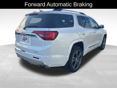 Certified 2019 GMC Acadia Denali w/ Technology Package image 8