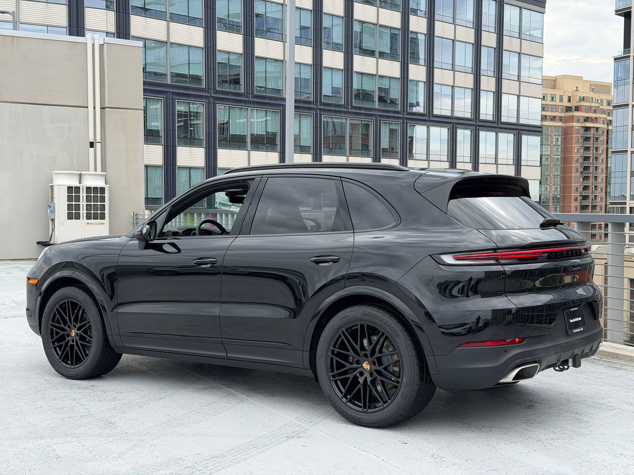 Certified 2026 Porsche Cayenne AWD/4WD image 3