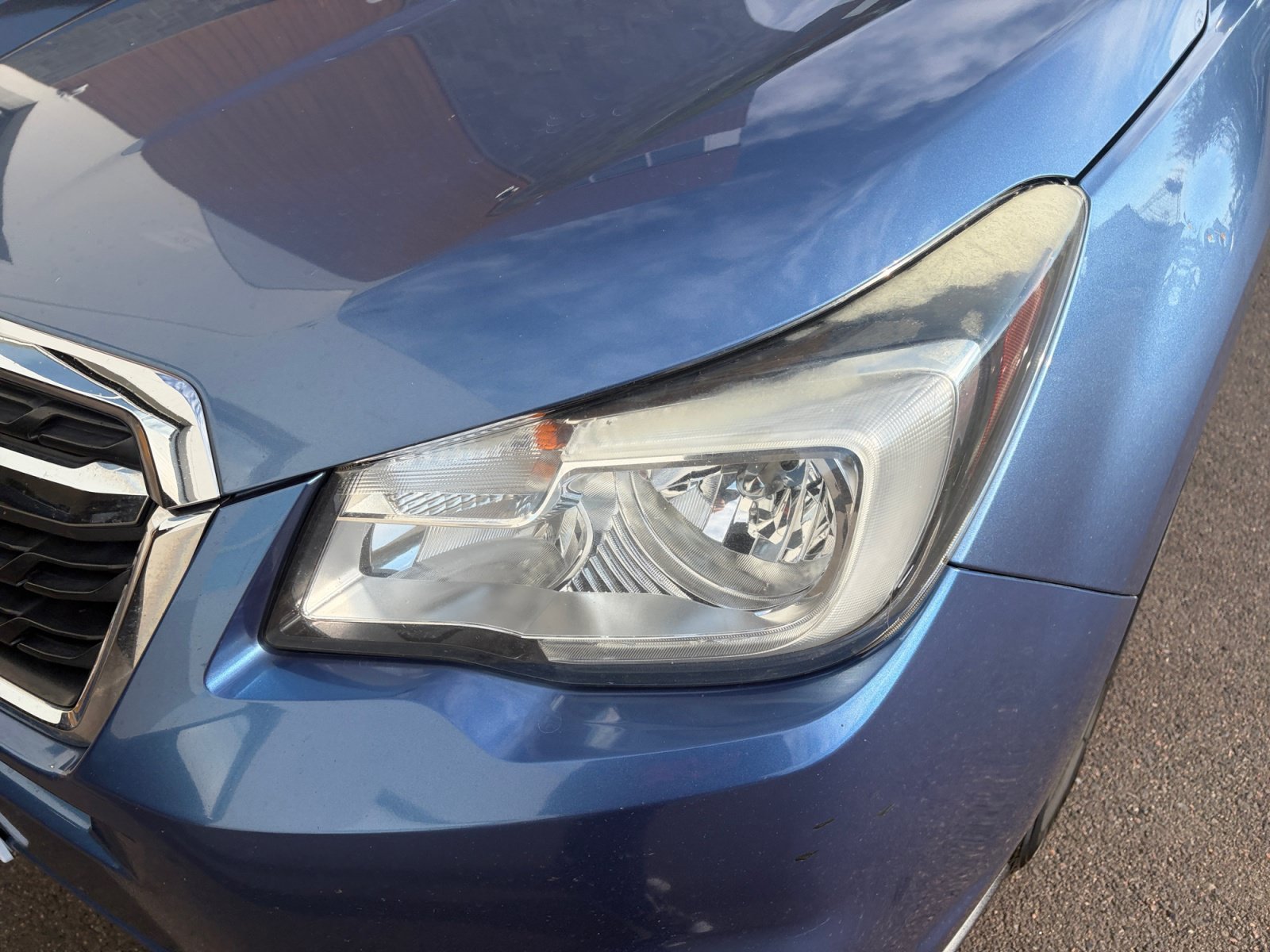Used 2018 Subaru Forester 2.5i Premium w/ All-Weather Package AWD/4WD image 9