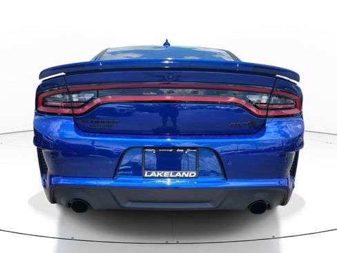 Used 2022 Dodge Charger SRT Hellcat w/ Harman/Kardon Audio Group RWD image 5