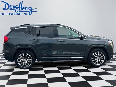 Used 2022 GMC Terrain Denali AWD/4WD image 6