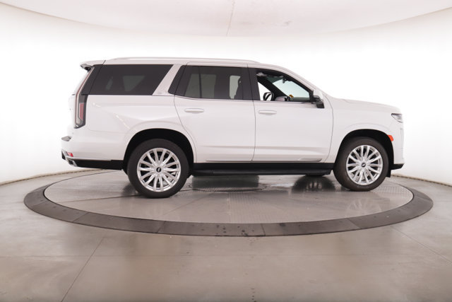 Used 2022 Cadillac Escalade Luxury w/ LPO, Floor Liner Package AWD/4WD image 6