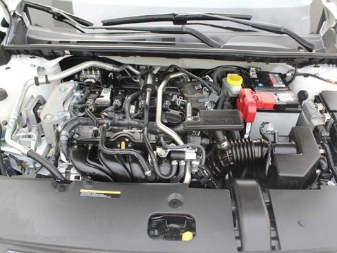 Used 2022 Nissan Sentra SV w/ SV Premium Package image 44