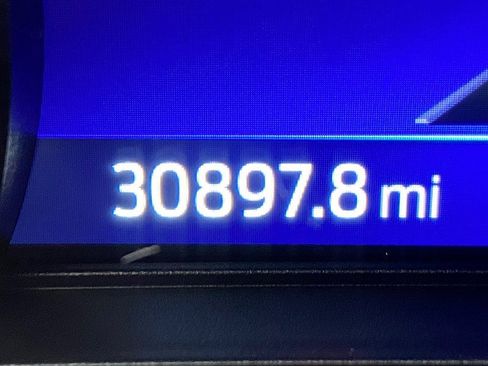 Certified 2022 Ford Explorer XLT w/ Equipment Group 202A image 51