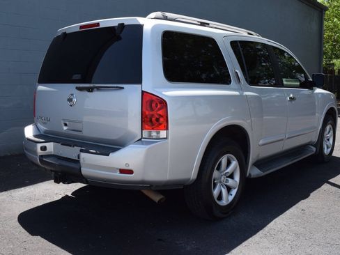 Used 2014 Nissan Armada SV AWD/4WD image 13