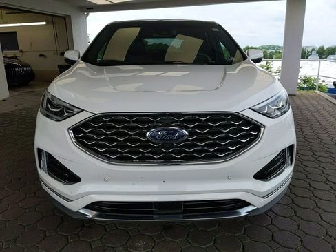 Used 2020 Ford Edge Titanium w/ Equipment Group 301A AWD/4WD image 2