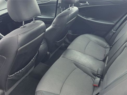 Used 2011 Hyundai Sonata SE FWD image 11