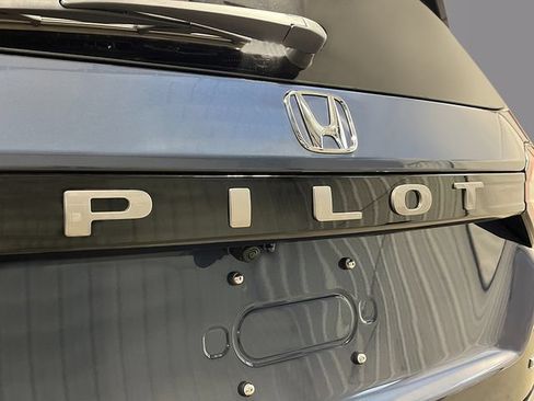 New 2026 Honda Pilot Elite image 7