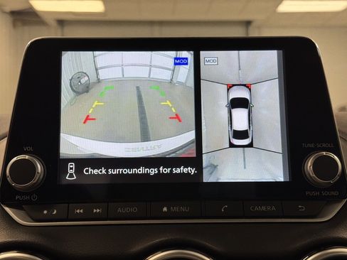 Used 2024 Nissan Sentra SR w/ SR Premium Package image 37