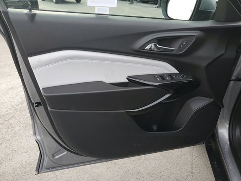 New 2026 Chevrolet Trax LT image 19
