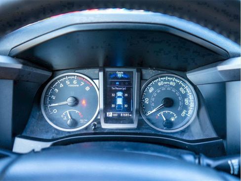 Used 2023 Toyota Tacoma TRD Sport AWD/4WD image 16