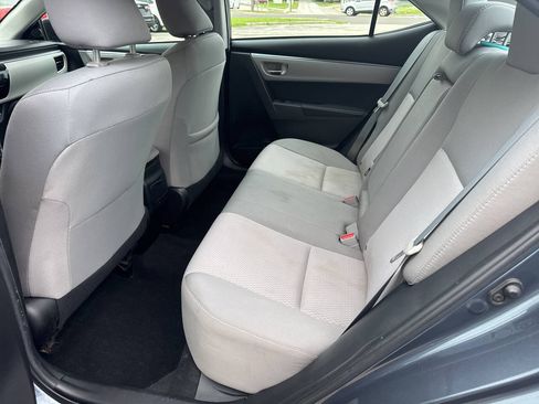 Used 2015 Toyota Corolla LE FWD image 18